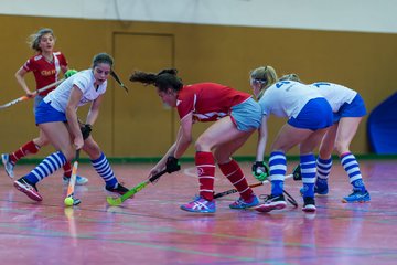 Bild 77 - B-Juniorinnen Bahrenfeld